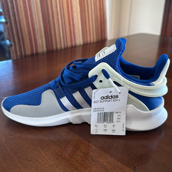 Brand New with Tags Adidas EQT Support Adv J Sneakers - Picture 4 of 9